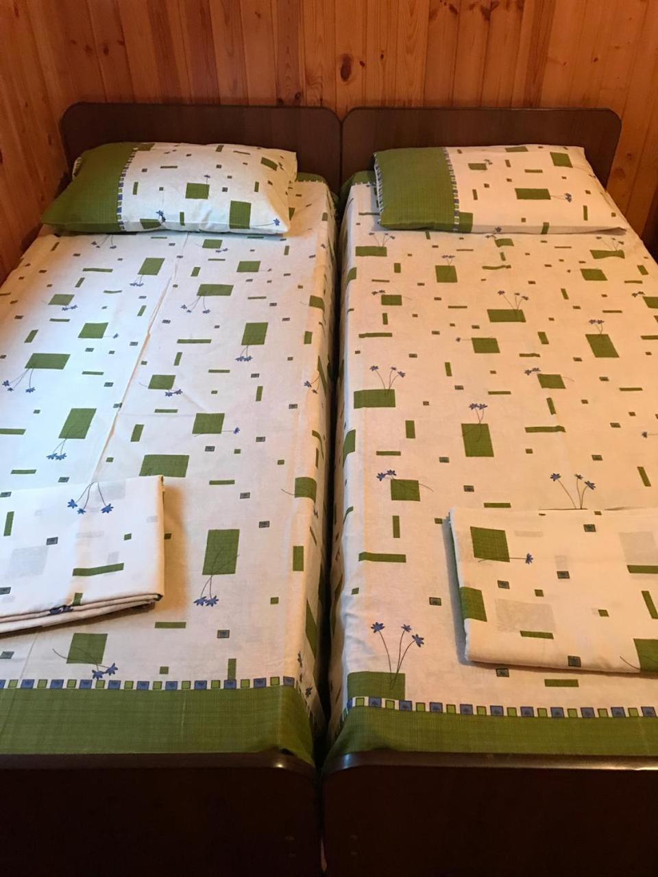 Hotel Гостевой Дом С Садом Gagry Zewnętrze zdjęcie