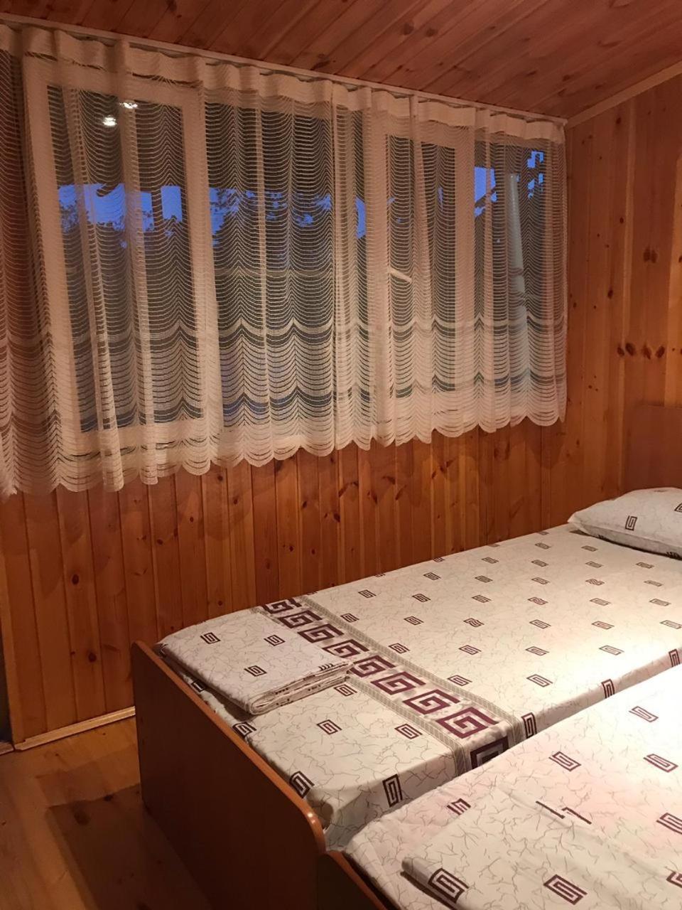 Hotel Гостевой Дом С Садом Gagry Zewnętrze zdjęcie