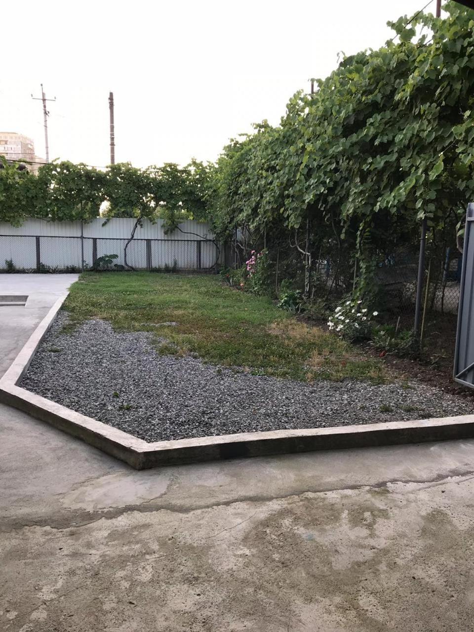 Hotel Гостевой Дом С Садом Gagry Zewnętrze zdjęcie